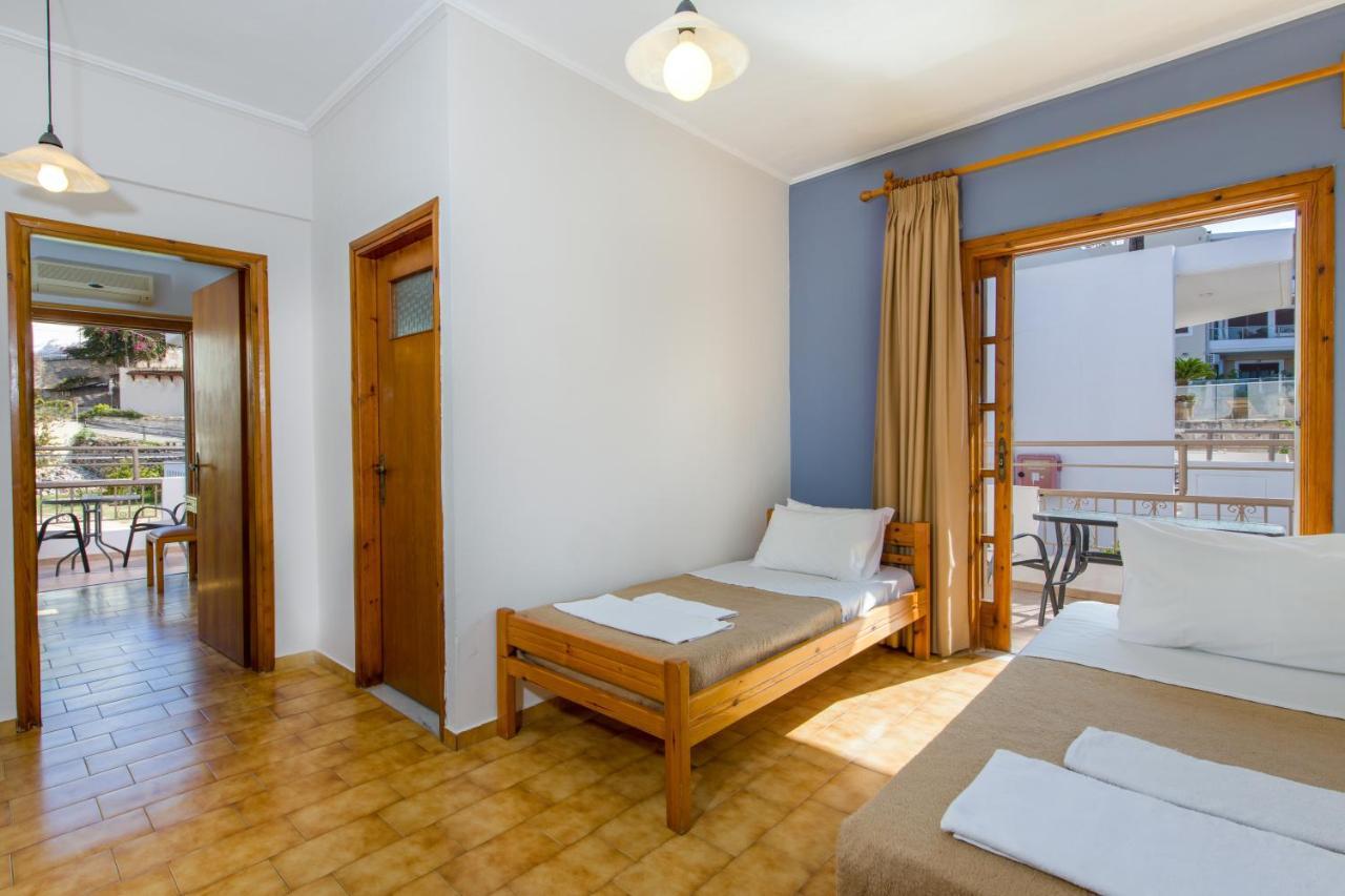 Varouxakis Hotel ปลาเตเนียส ภายนอก รูปภาพ